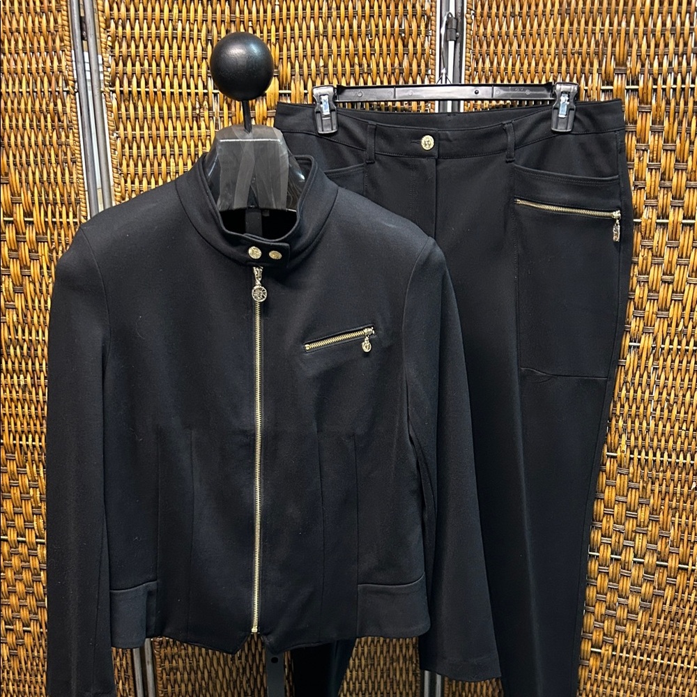 8943 Anne Klein Black Blazer and Pants with Gold Accents Size L 12